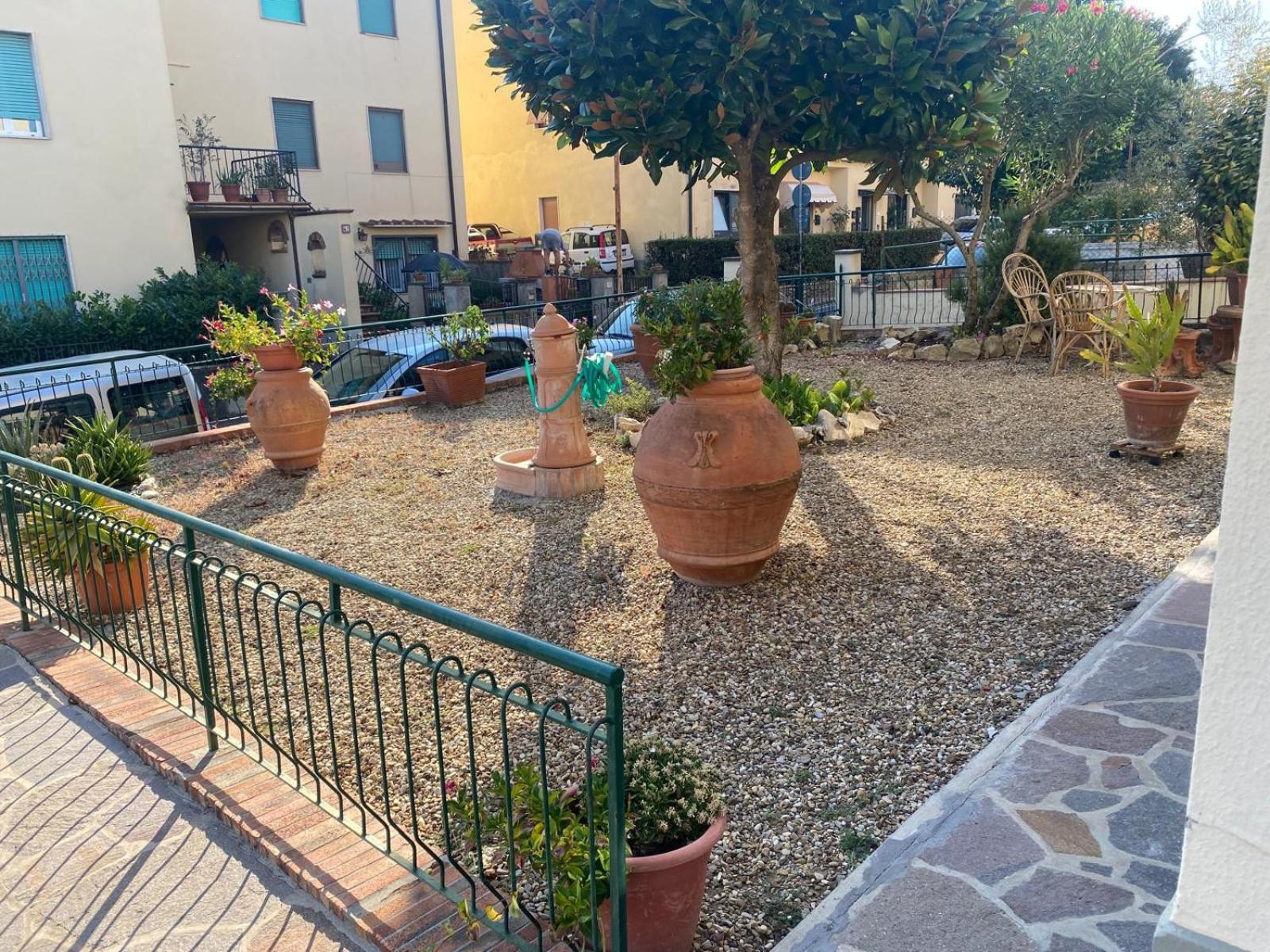 Appartamento Magnolia Mercatale Val Di Pesa Bagian luar foto